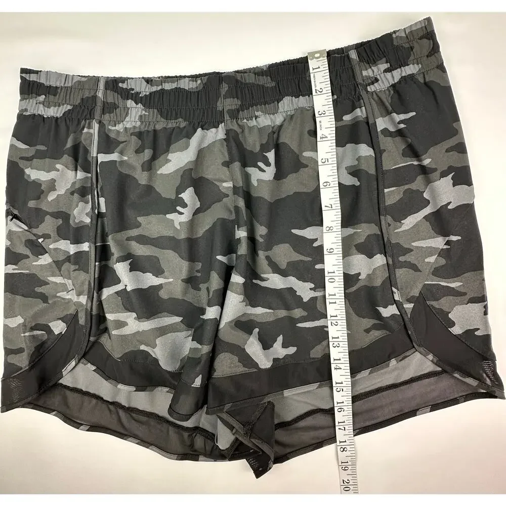 NWOT Athleta 1X Printed Mesh Racer Run Shorts 4” Camo Gray Black - Picture 8 of 9